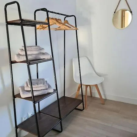 Maison Recente, Climatisee