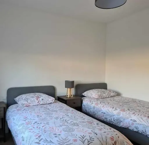 Maison Recente, Climatisee Villa *